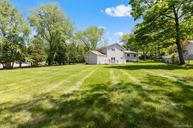 351 London Road, Yorktown Heights, NY 10598