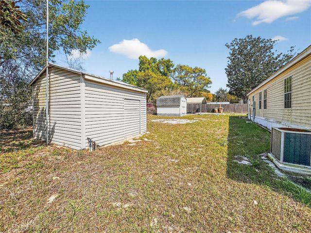 1923 LEESBURG BOULEVARD, Fruitland Park, FL 34731