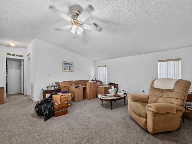 1923 LEESBURG BOULEVARD, Fruitland Park, FL 34731