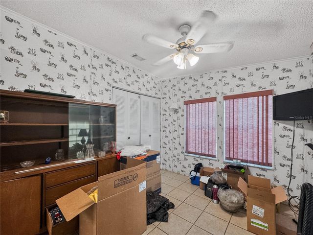 1923 LEESBURG BOULEVARD, Fruitland Park, FL 34731