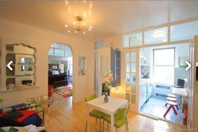 111-45 76th drive F2, Forest Hills, NY 11375