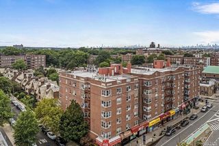 111-45 76th drive F2, Forest Hills, NY 11375
