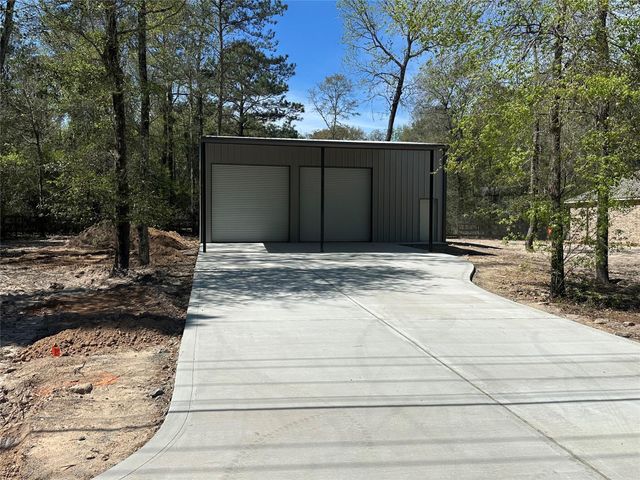 1608 Mohawk Drive, Montgomery, TX 77316