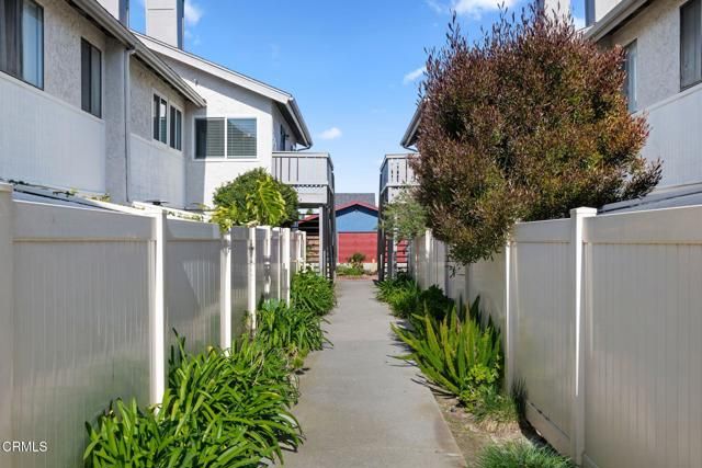 5125 W Wooley Road 5, Oxnard, CA 93035