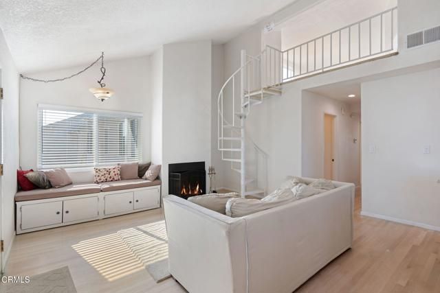 5125 W Wooley Road 5, Oxnard, CA 93035