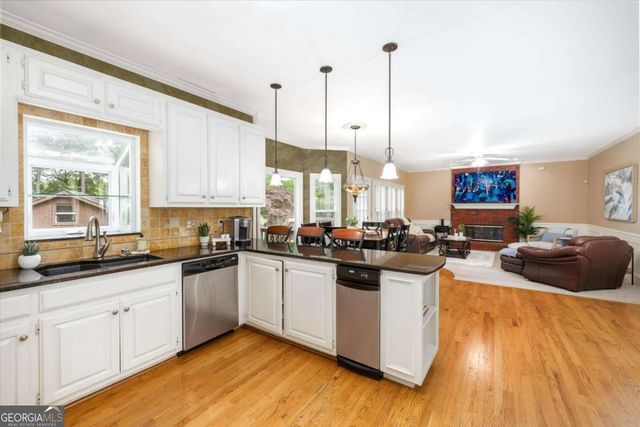 1918 De Winton Place, Lawrenceville, GA 30043