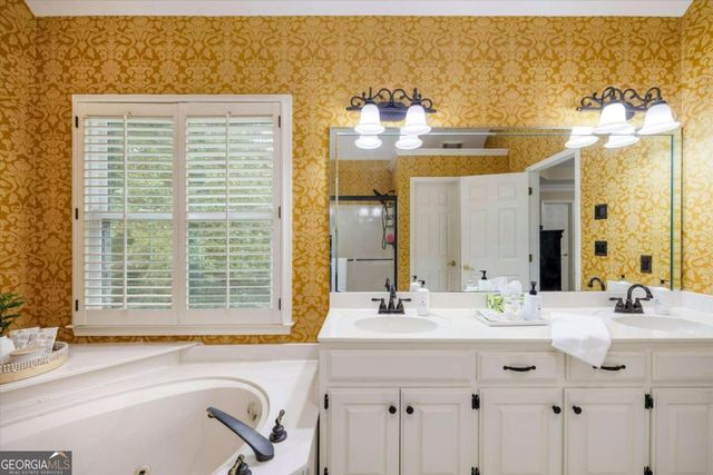 1918 De Winton Place, Lawrenceville, GA 30043