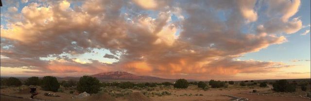 5225 Chopin Road NE, Rio Rancho, NM 87144