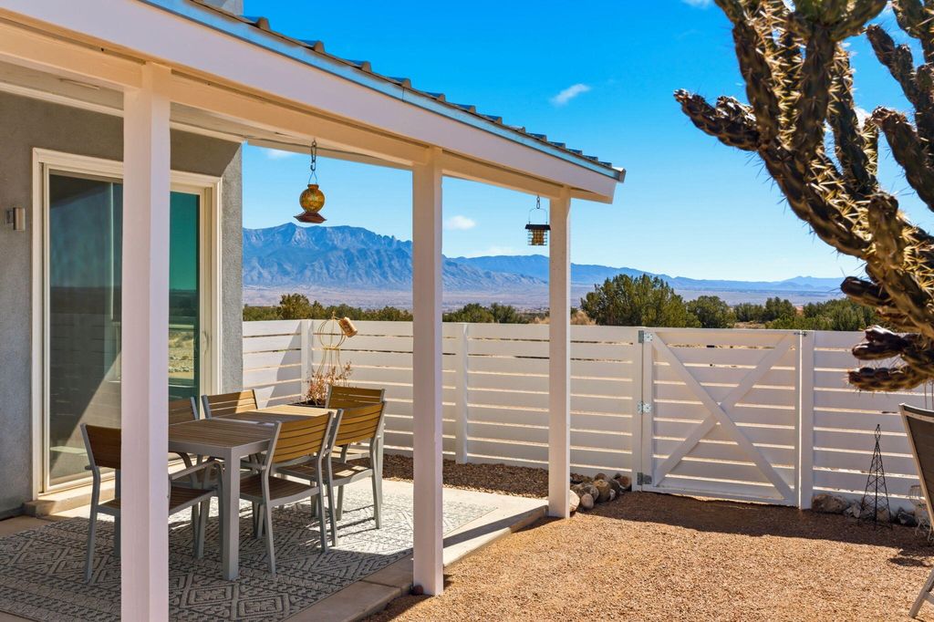 Image 25 of property listing at 5225 Chopin Road NE, Rio Rancho, NM 87144