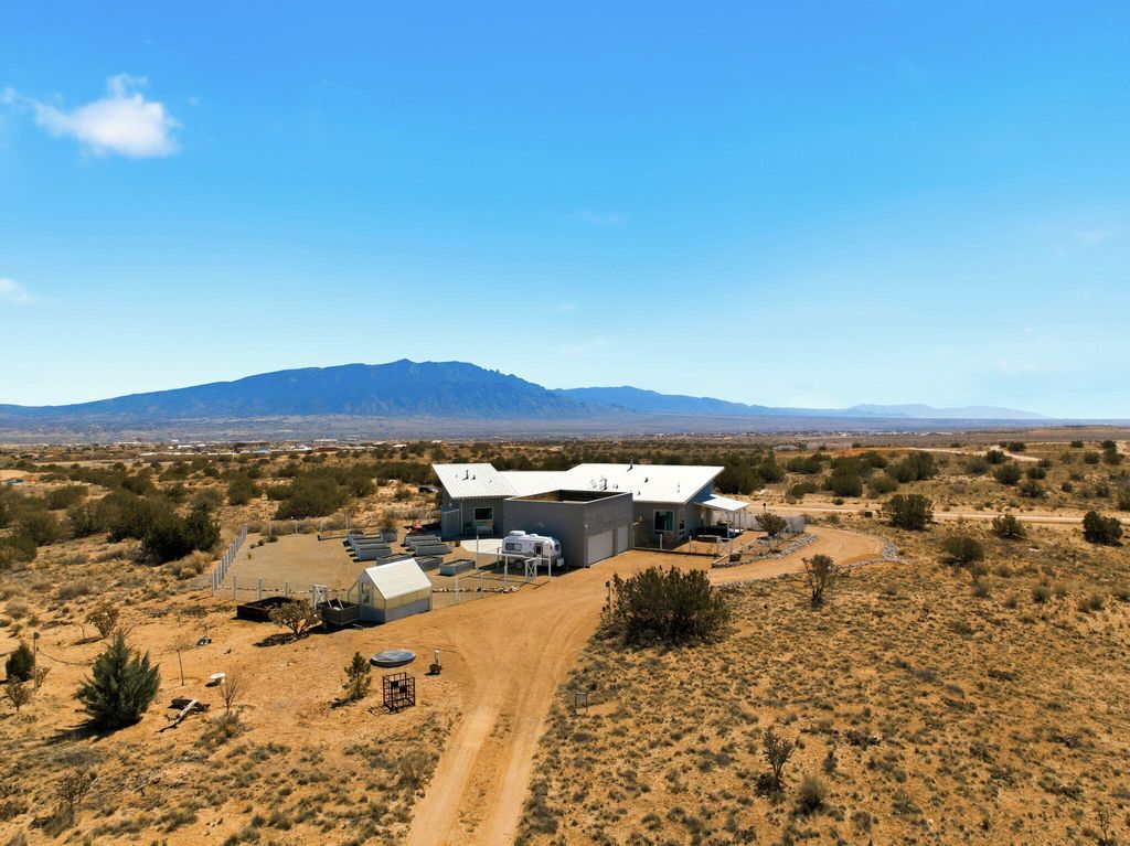 Image 40 of property listing at 5225 Chopin Road NE, Rio Rancho, NM 87144