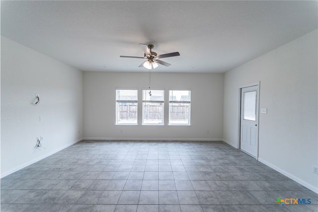 117 Lina Way, Seguin, TX 78155