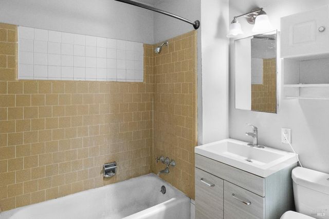 1219 Janet Way, Santa Rosa, CA 95405