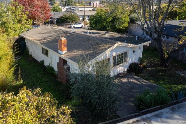 1219 Janet Way, Santa Rosa, CA 95405