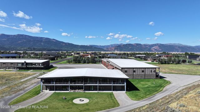 20 DIAMANDIS DR 20, Alpine, WY 83128