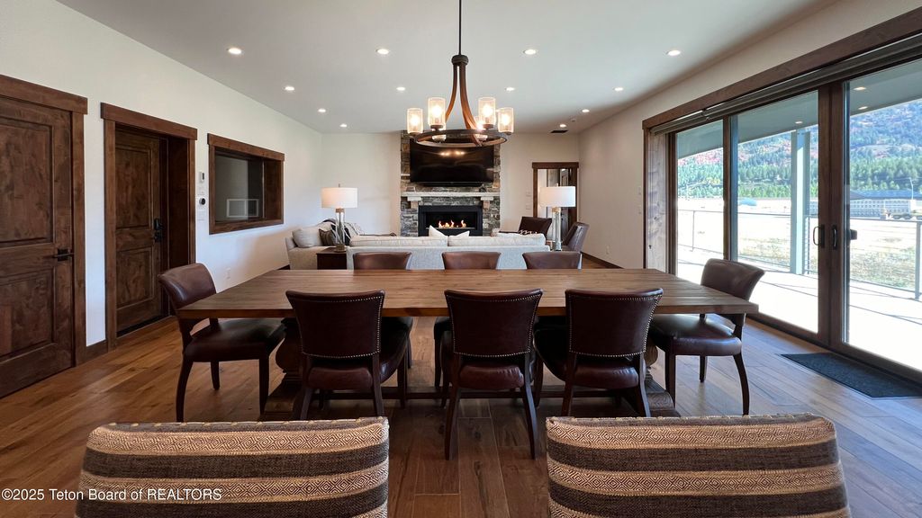 20 DIAMANDIS DR 20, Alpine, WY 83128 photo 11