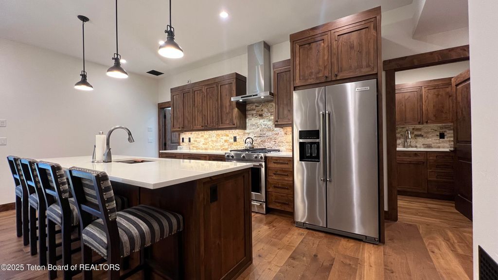 20 DIAMANDIS DR 20, Alpine, WY 83128 photo 5