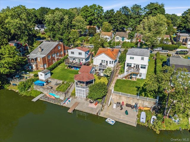 65 Lake Drive, Lake Peekskill, NY 10537