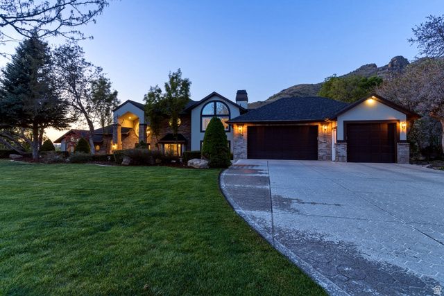 3311 COVE CIR, Layton, UT 84040