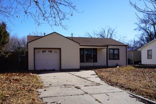 3320 S Palisade, Wichita, KS 67217
