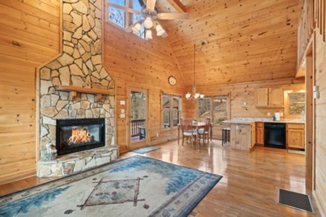 131 Toccoa Overlook Lane, Blue Ridge, GA 30513