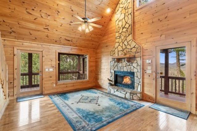 131 Toccoa Overlook Lane, Blue Ridge, GA 30513