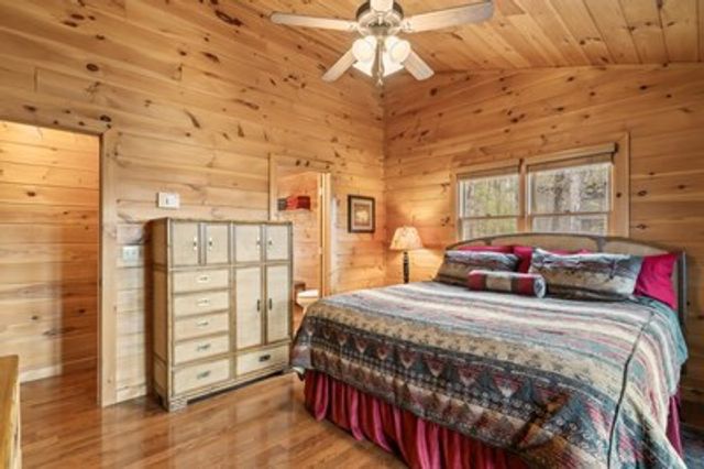131 Toccoa Overlook Lane, Blue Ridge, GA 30513