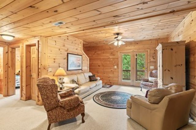 131 Toccoa Overlook Lane, Blue Ridge, GA 30513