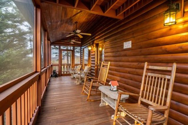 131 Toccoa Overlook Lane, Blue Ridge, GA 30513