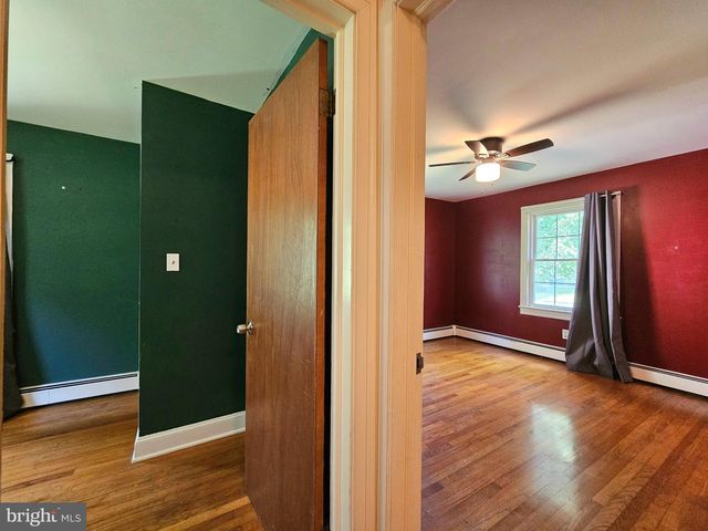 309 ZION RD, Salisbury, MD 21804