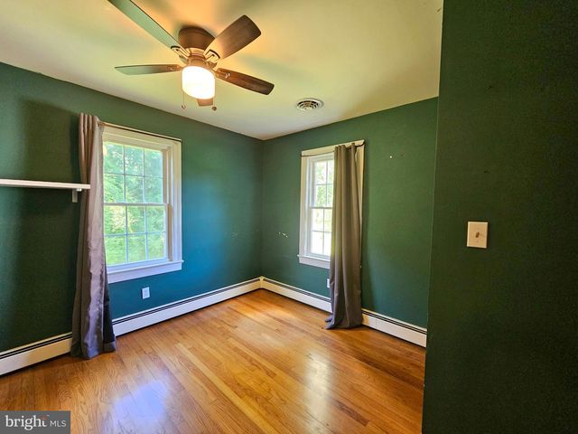 309 ZION RD, Salisbury, MD 21804