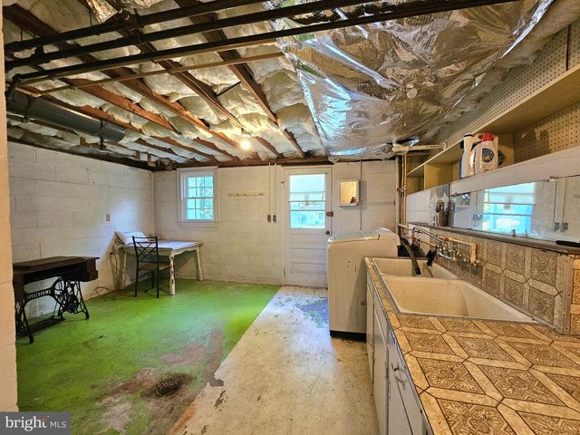 309 ZION RD, Salisbury, MD 21804