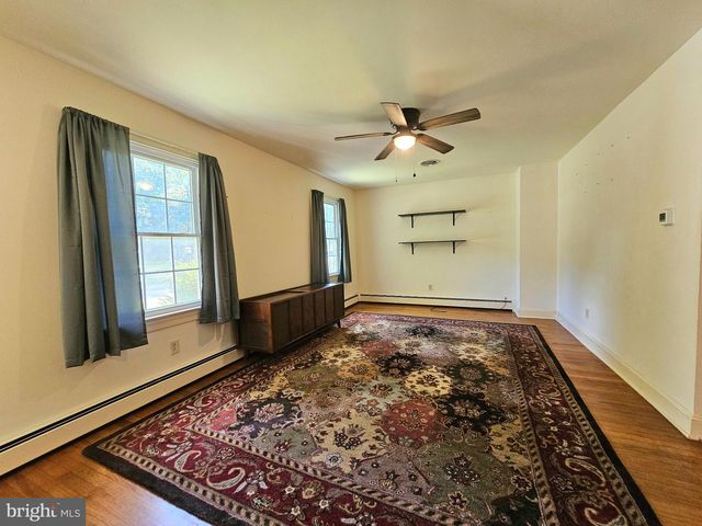 309 ZION RD, Salisbury, MD 21804