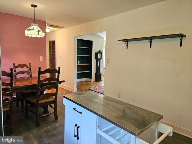 309 ZION RD, Salisbury, MD 21804