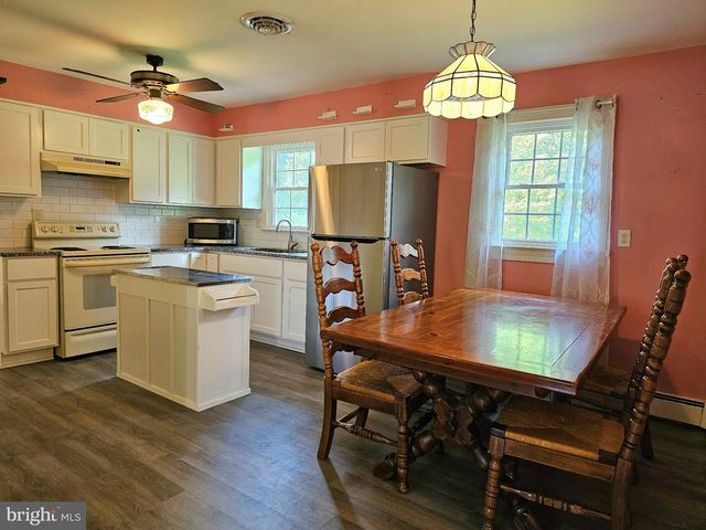 309 ZION RD, Salisbury, MD 21804
