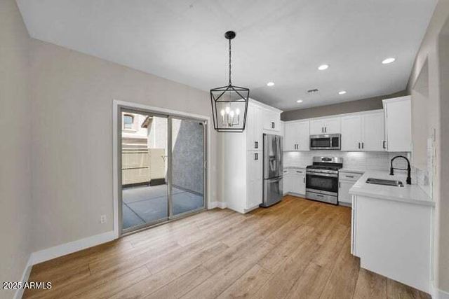 3941 E CAT BALUE Drive, Phoenix, AZ 85050