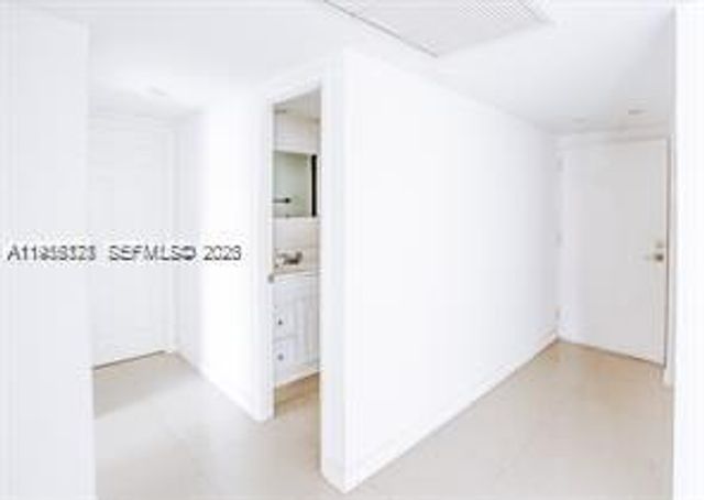 19390 Collins Ave 1508, Sunny Isles Beach, FL 33160