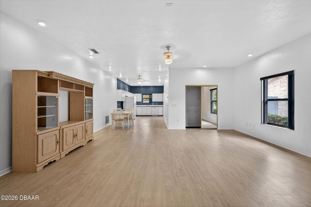 239 Wilmette Avenue, Ormond Beach, FL 32174