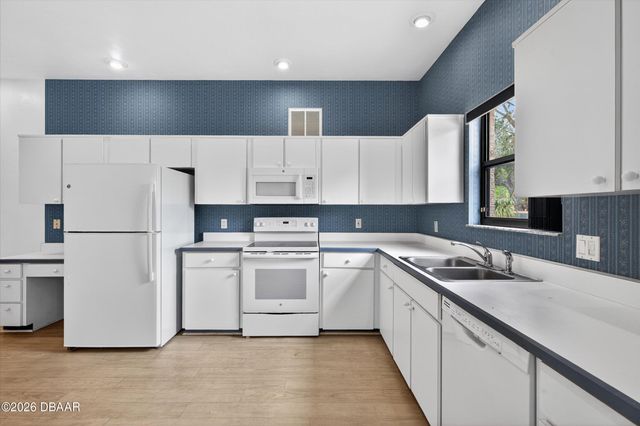 239 Wilmette Avenue, Ormond Beach, FL 32174