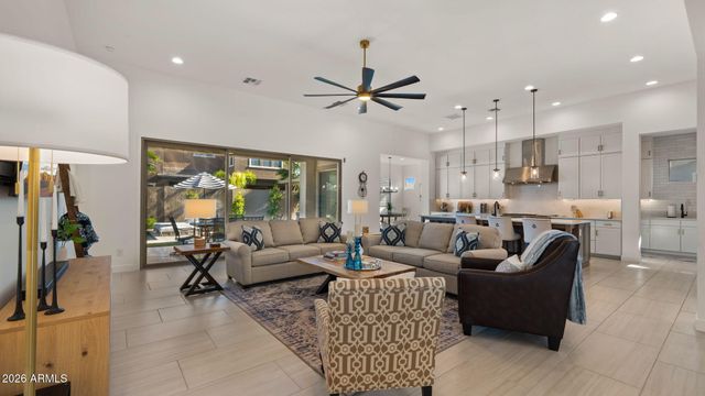 9649 E Sector Drive, Mesa, AZ 85212