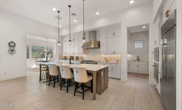 9649 E Sector Drive, Mesa, AZ 85212