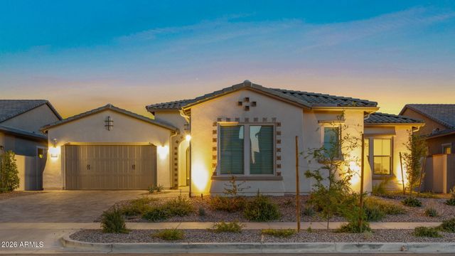 9649 E Sector Drive, Mesa, AZ 85212