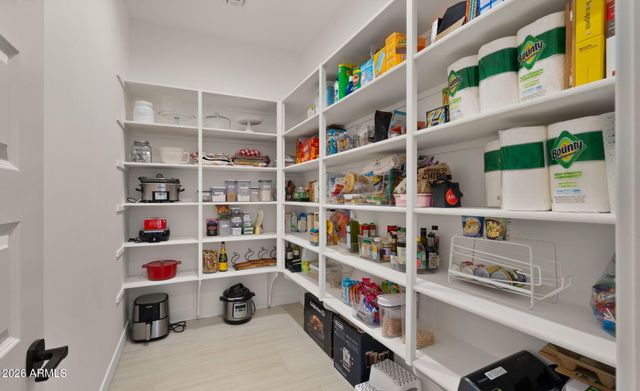 9649 E Sector Drive, Mesa, AZ 85212