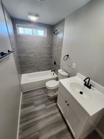 314 Fremont Avenue, Romeoville, IL 60446