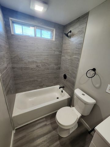 314 Fremont Avenue, Romeoville, IL 60446