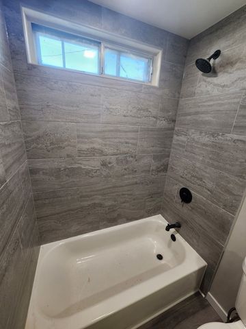 314 Fremont Avenue, Romeoville, IL 60446