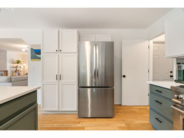 6111 Ne 49TH Ave, Portland, OR 97218