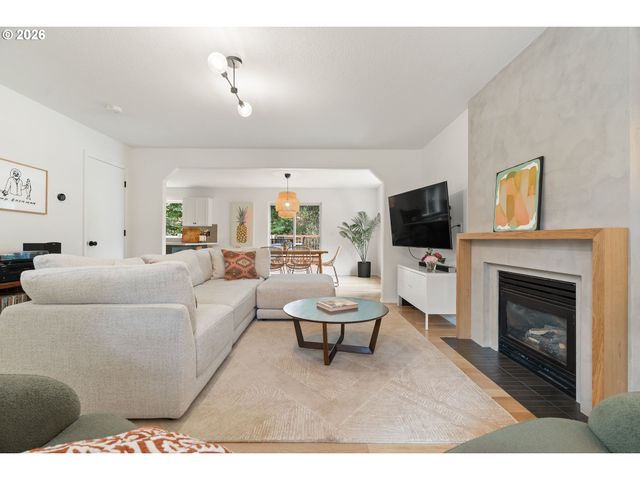 6111 Ne 49TH Ave, Portland, OR 97218