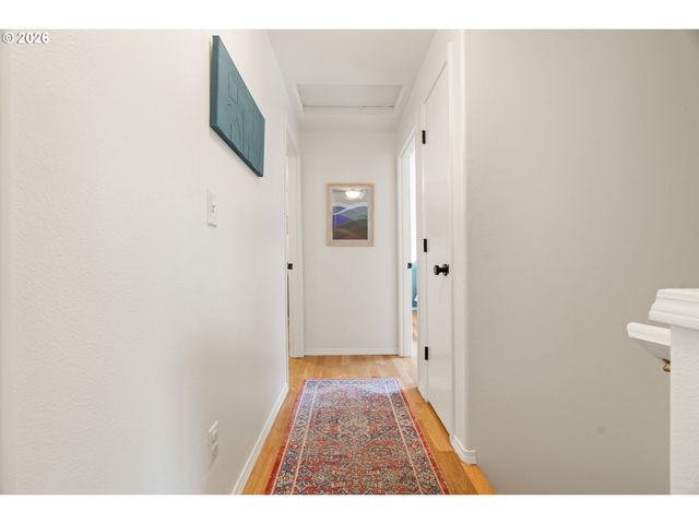 6111 Ne 49TH Ave, Portland, OR 97218