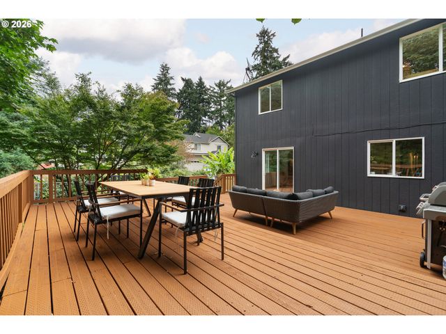 6111 Ne 49TH Ave, Portland, OR 97218