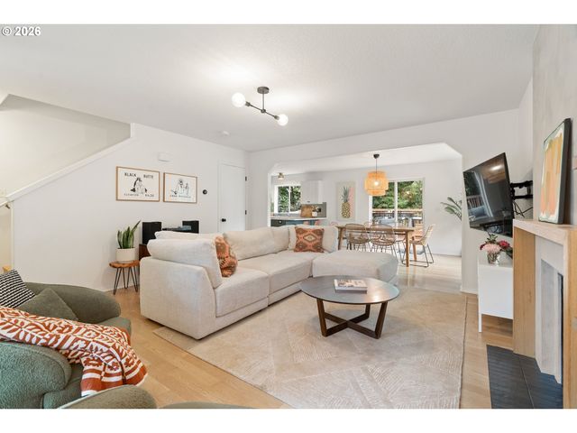 6111 Ne 49TH Ave, Portland, OR 97218